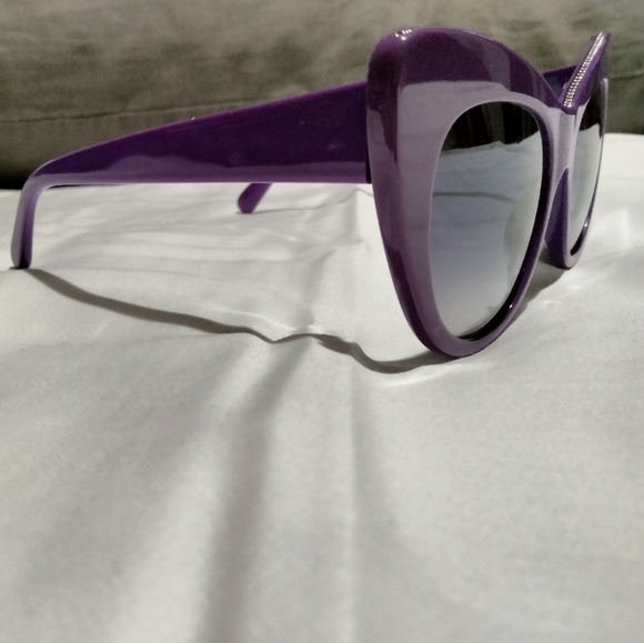 Stella McCartney Purple Oversized Cat Eye Sunglasses